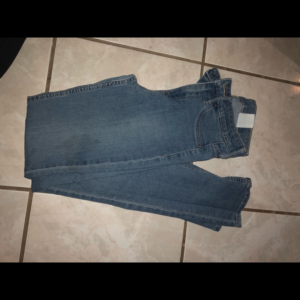 Ankle length skinny jeans